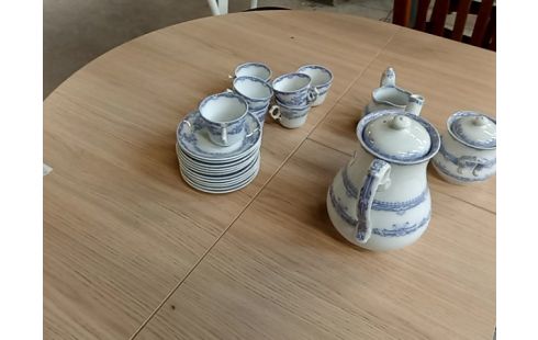 TABLE ronde + 1 alonge strat