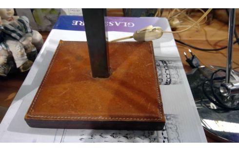 PIED DE LAMPE DELVAUX  EN L ETAT