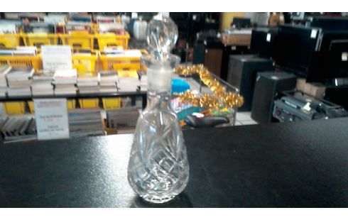 CARAFE CRISTAL TAILLE  (ST LOUIS ?)