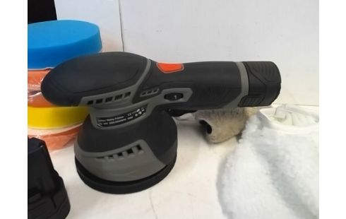 MACHINE A POLISSAGE AVEC 2 BATTERIES + ACCESSOIRES