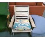 FAUTEUIL PLIANT BOIS AVEC 1 COUSSIN (QLQS TACHES)