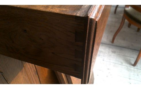 ANRICHTE. MASSIV EICHE 3 TÜREN / 3 SCHUBLADEN