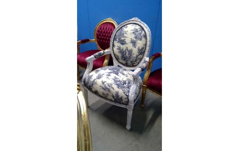 ARMSTOEL ROMANTISCH PRIJS PER STUK