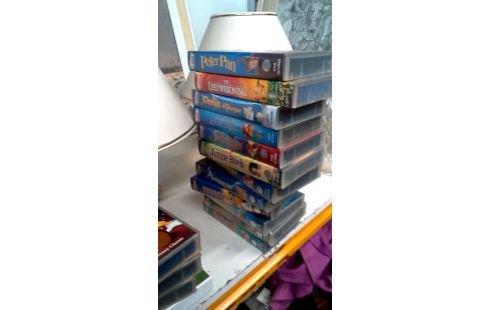 VIDEOCASSETTE VHS DISNEY