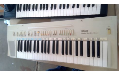 YAMAHA PS-20 CLASSIC KEYBORD