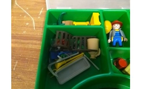 PLAYMOBIL VALISETTE AVEC ACCESSOIRES