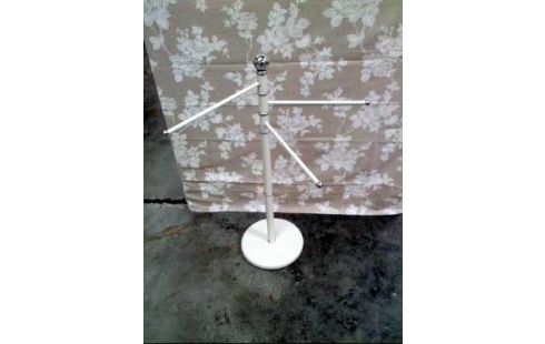 HANDTUCHHALTER METALL WEIß 3-ARMIG