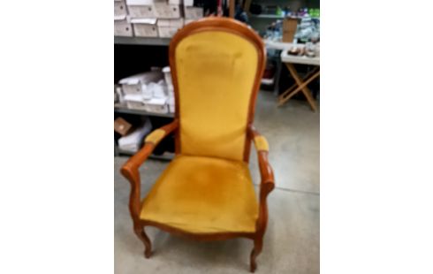 FAUTEUIL VOLTAIRE TISSU DORÉ