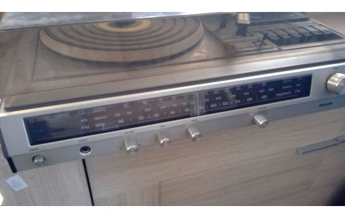 PLATENDRAAIER PHILIPS  901 MET SPEAKERS