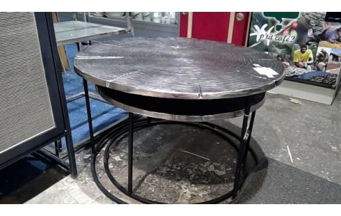 TABLES GIGOGNES MODERNE