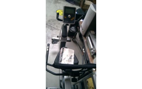 FITNESSTOESTEL BREMSHEY CARDIO/BOOK