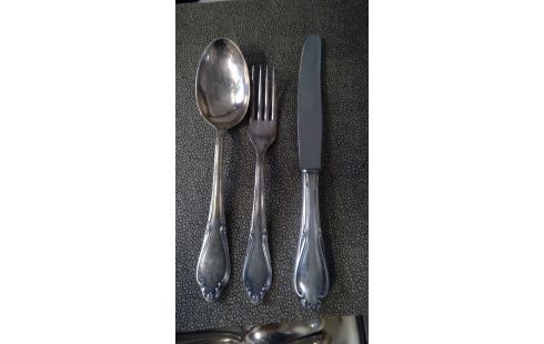 BESTEK VERZILVERD  ALPACA 100