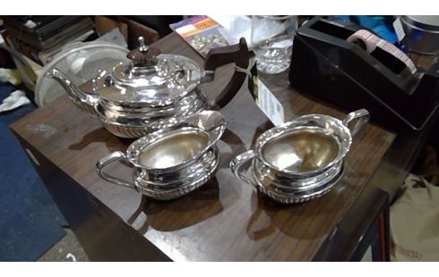 SERVICE A CAFE STYLE ART DECO (NON COMPLET)