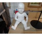 MANNEQUIN BEBE EN L'ETAT
