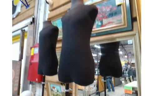 MANNEQUIN SUR PIED GM