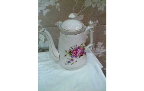 SERVICE A THE PORCELAINE DECORE