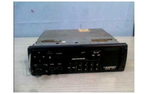 AUTORADIO VERSCHIEDENE MODELLE SCHWARZ