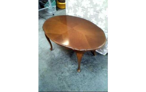 COUCHTISCH OVAL HOLZ VERZIERT CHIPP.