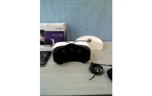 SMARTPHONE <ALCATEL> + VIRTUAL REALITY