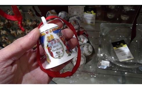 CLOCHES PAQUES  HUTSCHENREUTER LOT