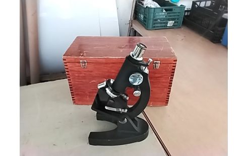 MICROSCOPE AVEC COFFRET ACCRSV2