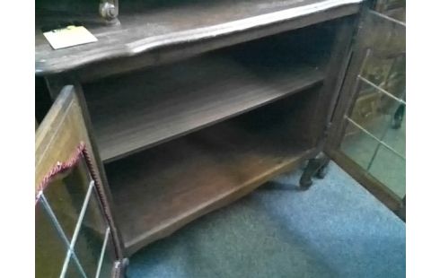 MEUBLE BAS 2P VITREES