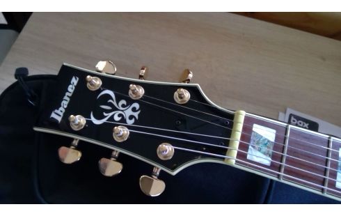 GUITARE ELECTRIQUE IBANEZ