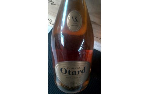 FLASCHE IM VINTAGE-STIL