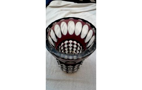VASE KRISTALL BORDEAUX