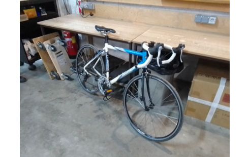 VELO DE COURSE DECATHLON