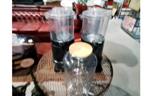 DISTRIBUTEUR DE JUS DE FRUITS