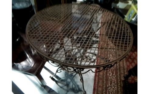 TABLE METAL AJOUREE