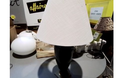 LAMPE ABJ BEIGE PIED VERT