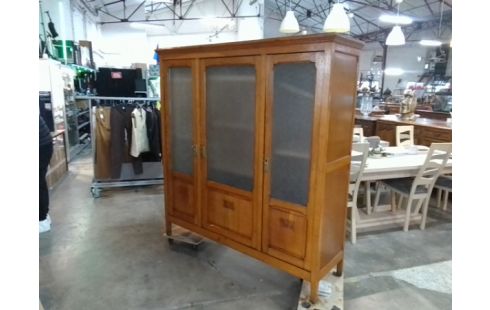 ARMOIRE 3 PORTES VITRE BOIS MASSIF