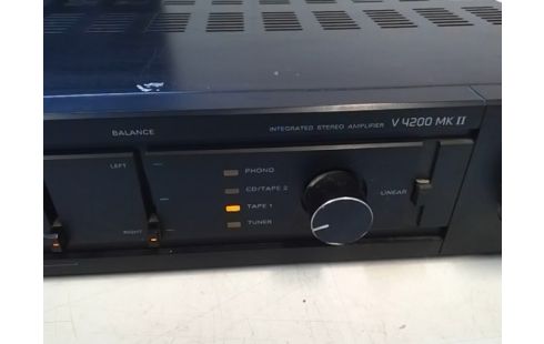 AMPLIFICATEUR GRUNDIG V 4200 MK II