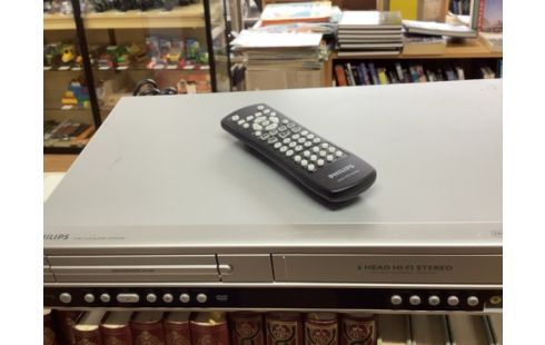 LECTEUR DVD K7 VIDEO PHILIPS   TELECOMMANDE