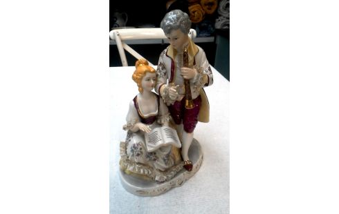 BEELD KOPPEL PORSELEIN