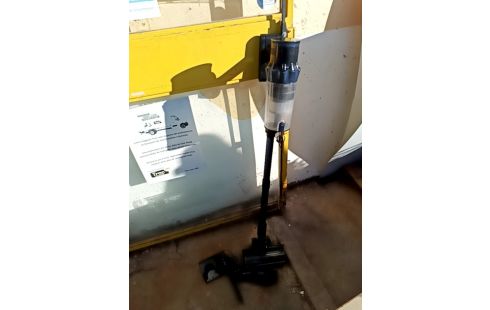 ASPIRATEUR BALAI +ACC RSV