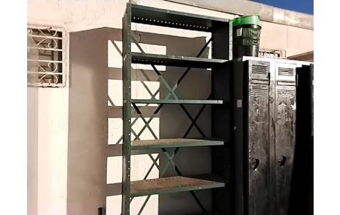 ETAGERE DE RANGEMENT METAL