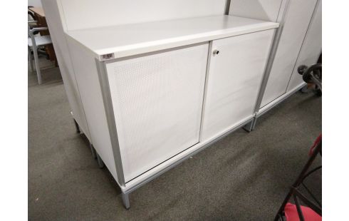 MEUBLE BAS PERFORÉ 120CM