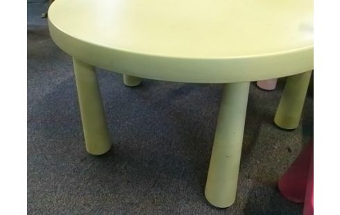 TABLE RONDE ENFANT PLASTIQUE VERTE