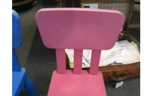 CHAISE ENFANT PLASTIQUE ROSE
