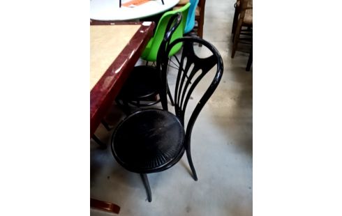 LOT DE 4 CHAISES BOIS COURBÉ NOIRES