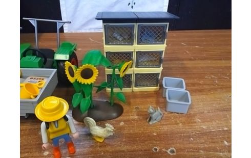 PLAYMOBIL ELEVEUSE AVEC TRACTEUR