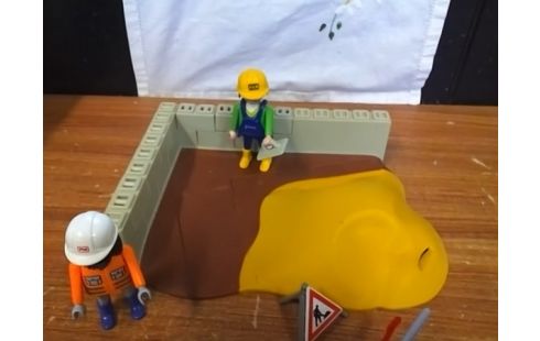 PLAYMOBIL COMPACT SET 4138