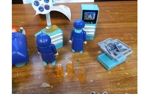 PLAYMOBIL BLOC OPERATOIRE