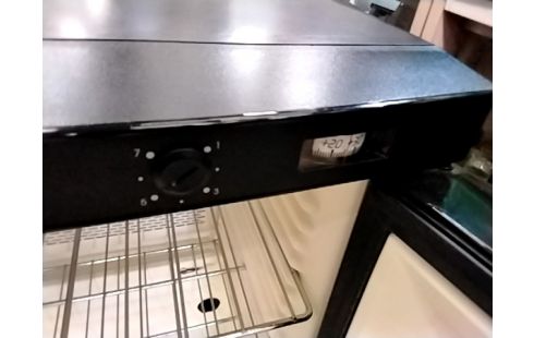 CAVE A VIN LIEBHERR CLEF