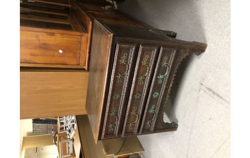 COMMODE CHENE SCULPTE 3T