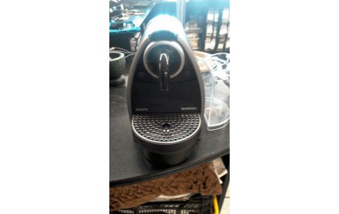 CAFETIERE NESPRESSO  KRUPS