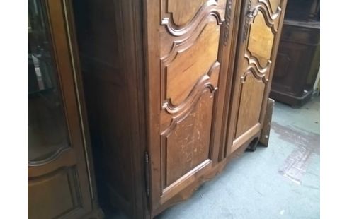 ARMOIRE ANCIENNE 2P AVEC PENDERIE